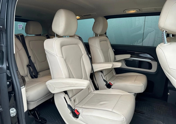 Mercedes-Benz Klasa V cena 295077 przebieg: 84676, rok produkcji 2019 z Działoszyce małe 46
